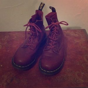 Dr. Marten’s gently used